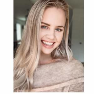 Meet your Posher, Jenna